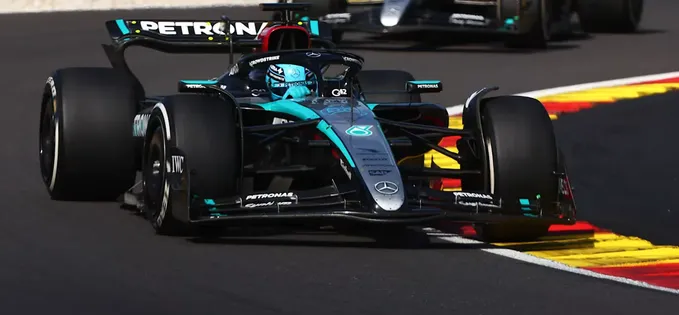 Formula 1 la Spa: un-doi Mercedes, dar Russell este descalificat după aceea